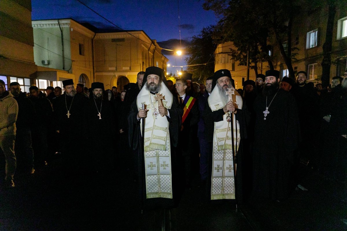 20.000 de pelerini în rugăciune, la Iași, pe „Calea Sfinților” 271387