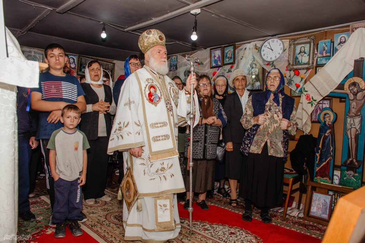 Slujire arhierească în parohia tulceană Baia 271448