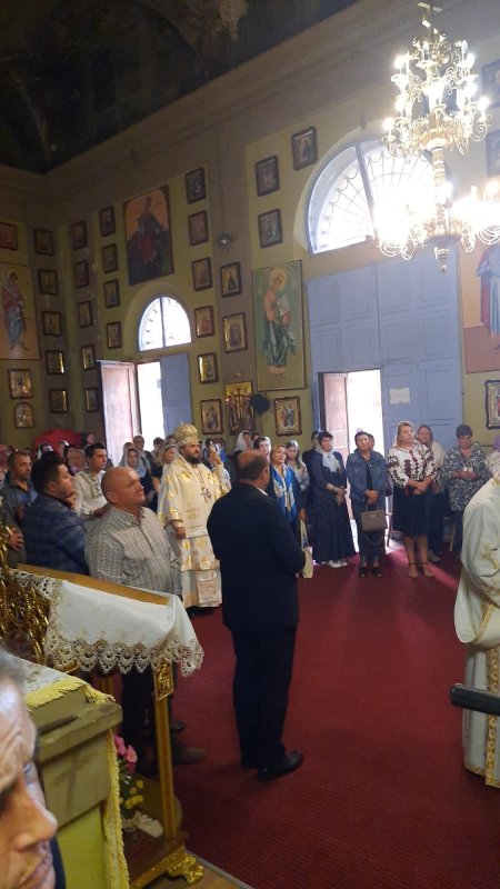 Înnoire la Parohia „Sfântul  Ierarh Nicolae” din Bologna, Italia 272025