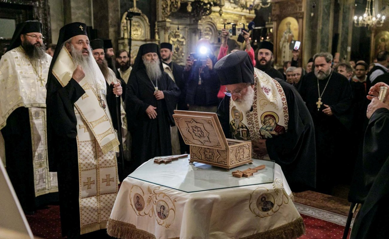 Moaștele Sfântului Andrei Criteanul au ajuns la Iași 271939