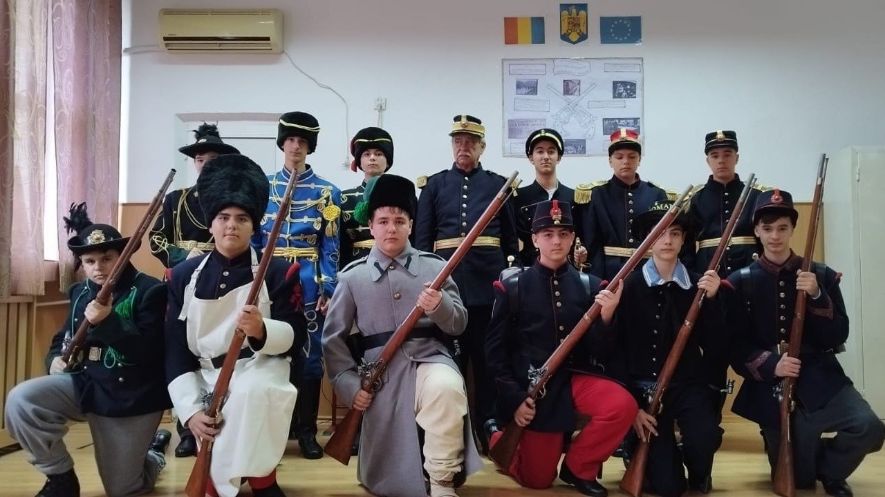 40 de profesori din sudul Basarabiei așteptați la Școala Europeană Danubiană în Galaţi 272122