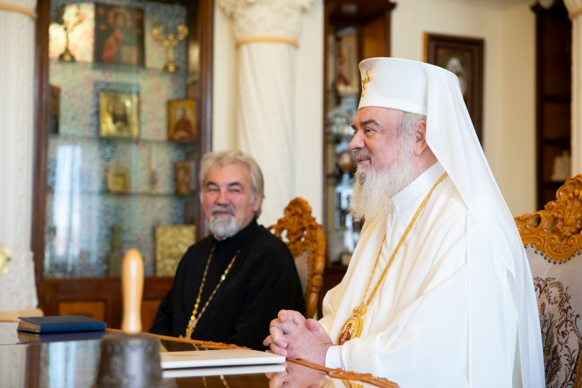 Ambasadorul Regatului Unit al Marii Britanii și Irlandei de Nord la București, în vizită de rămas bun la Patriarhia Română 272147