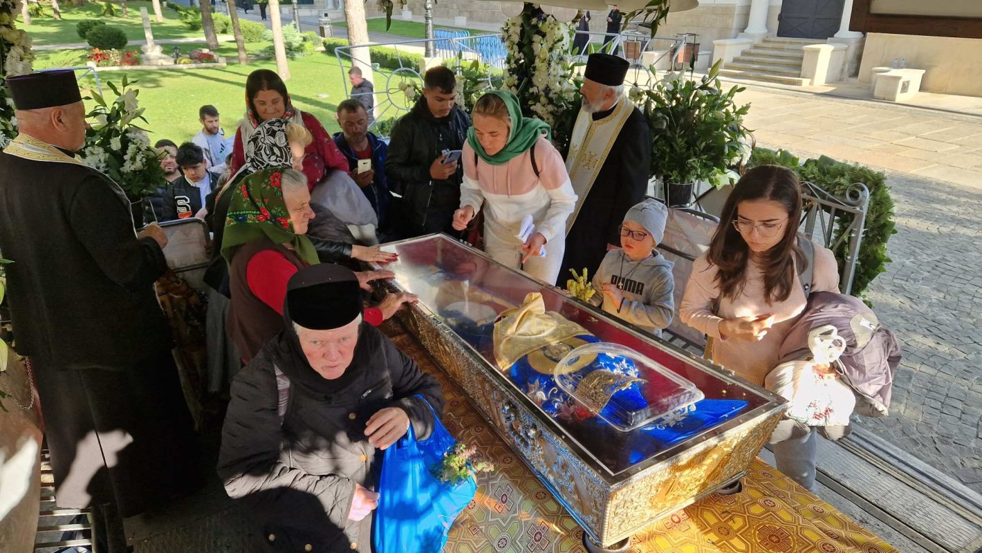 Cuvioasa Parascheva, sfânta celor ce sunt în nevoi 272057