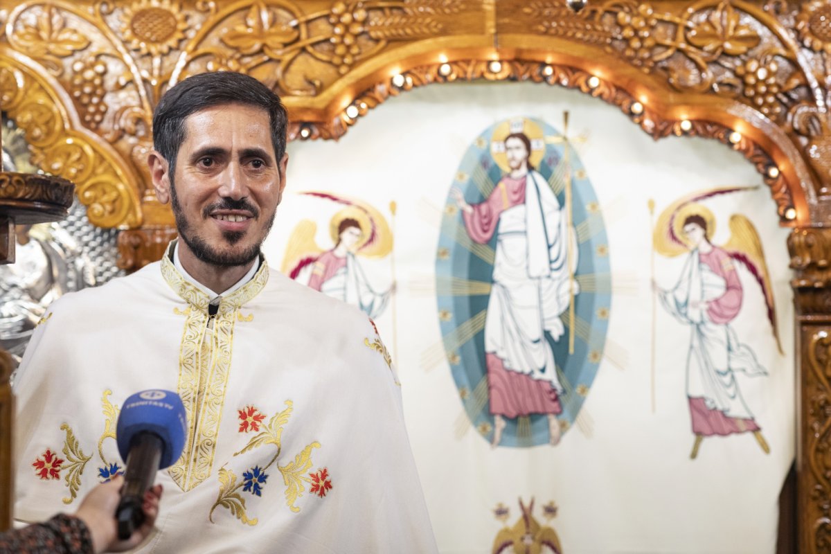 Comuniunea sfinților la hramul unei parohii bucureștene 272314