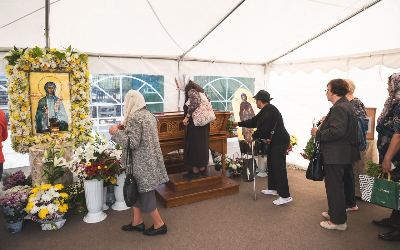 Sărbătorirea hramului Parohiei „Sfânta Vineri”-Drumul Taberei din Capitală 272326