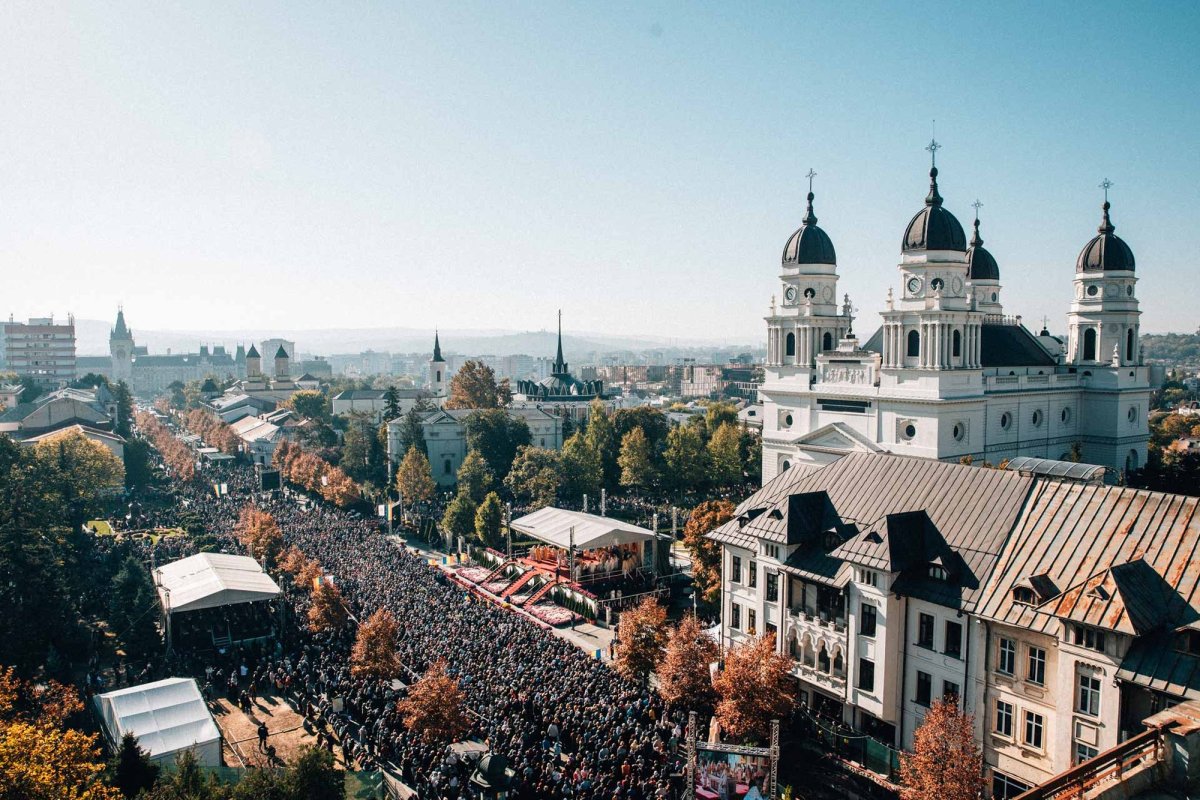 Zile de bucurie duhovnicească în cetatea Iașilor 272207