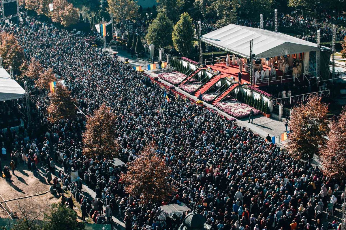 Zile de bucurie duhovnicească în cetatea Iașilor 272211