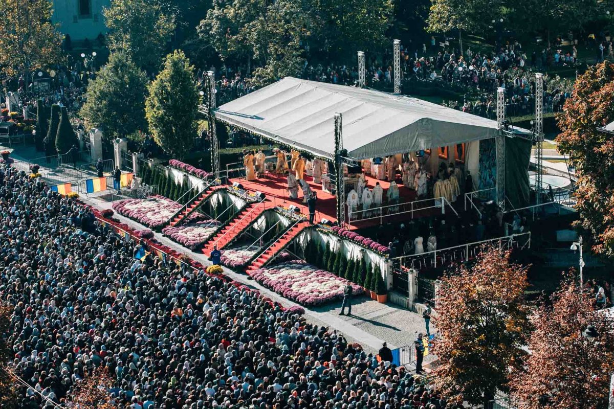 Zile de bucurie duhovnicească în cetatea Iașilor 272213