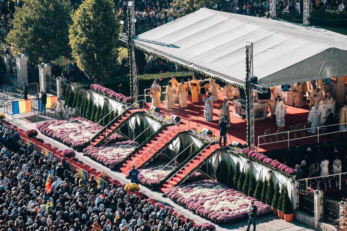 Zile de bucurie duhovnicească în cetatea Iașilor 272216