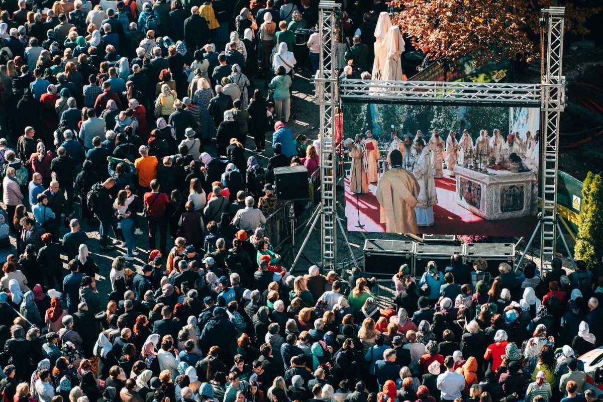 Zile de bucurie duhovnicească în cetatea Iașilor 272218