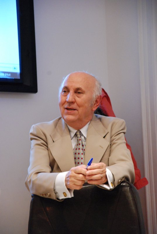 „Suntem singurul neam creștin care înțelege ce se cântă la strană” 271085