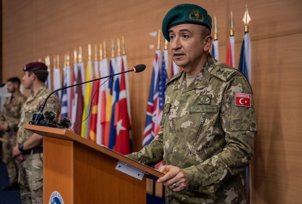 Comandă turcă a forțelor de pace din Kosovo 272610