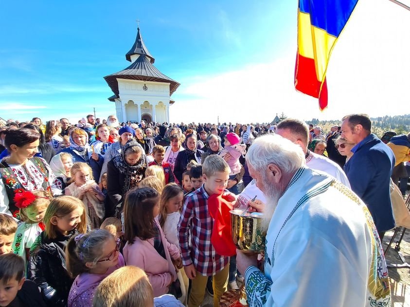 Hramul Mănăstirii Râşca Transilvană, judeţul Cluj 272630