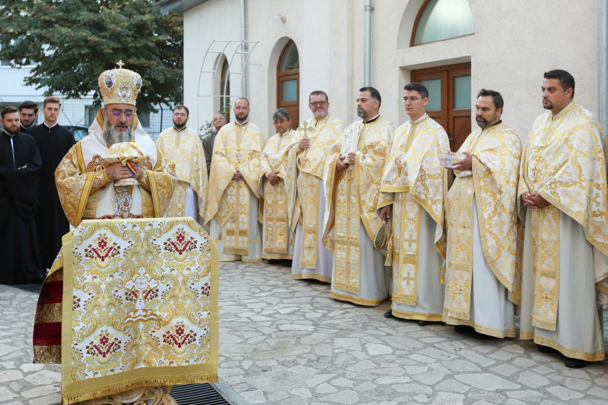 Momente de împlinire la parohii din Buzău și Vrancea 272659