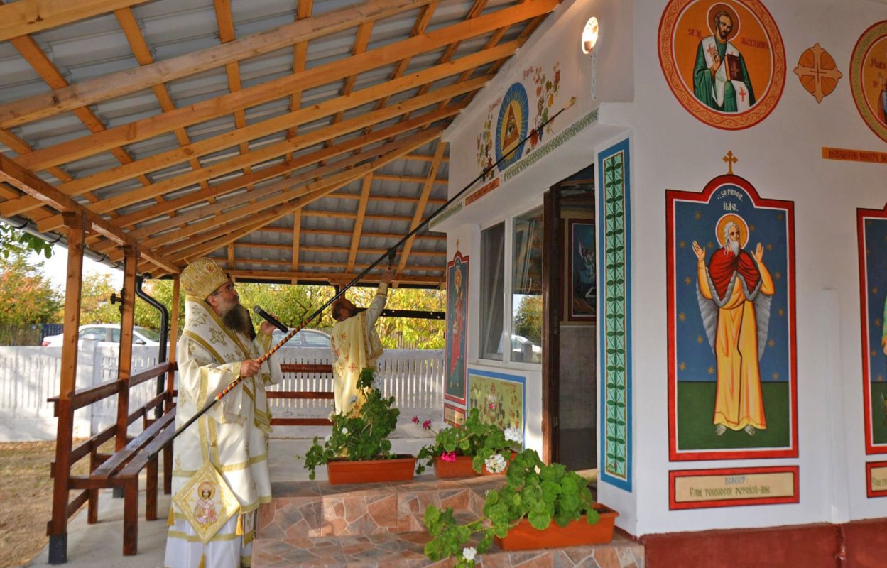 Binecuvântare într-o comunitate din județul Olt 272732