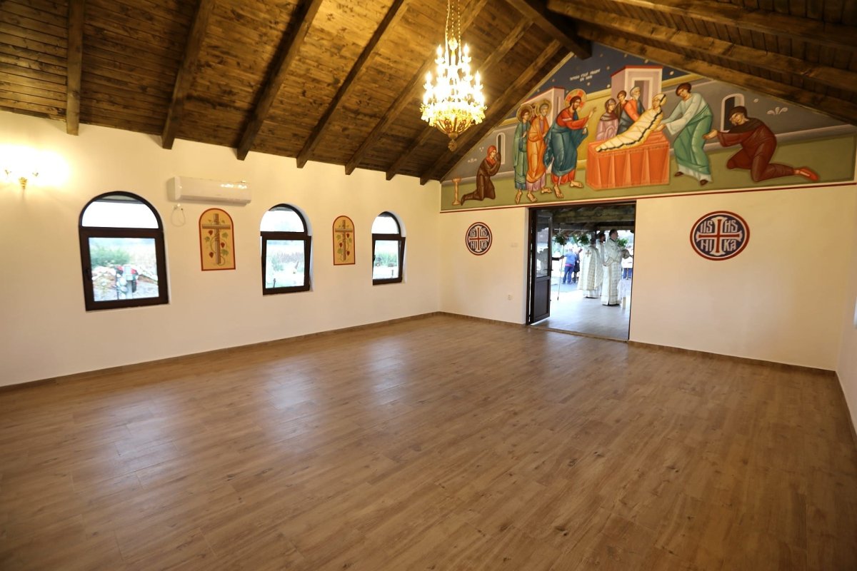 Sfânta Liturghie arhierească în Parohia Lucăceşti, Maramureş 272724