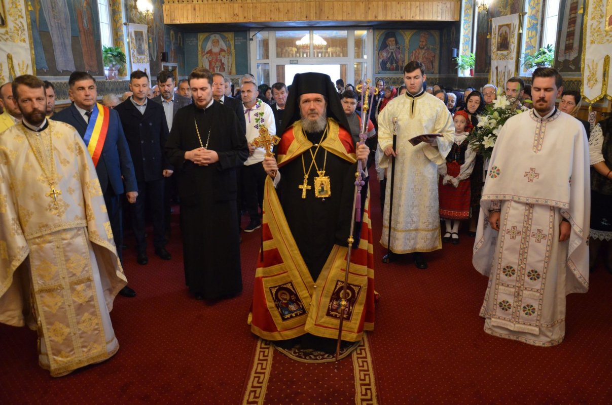 Slujiri în Episcopia Oradiei 272715