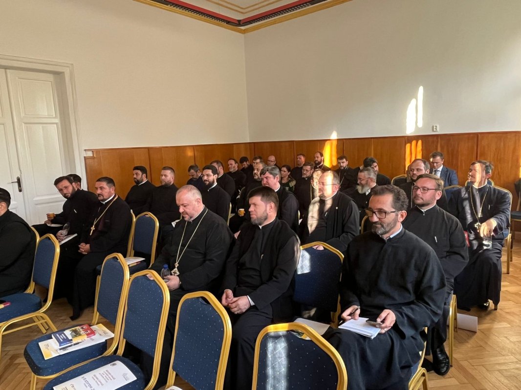 Adunarea Generală a Federației Filantropia la Timișoara 272830