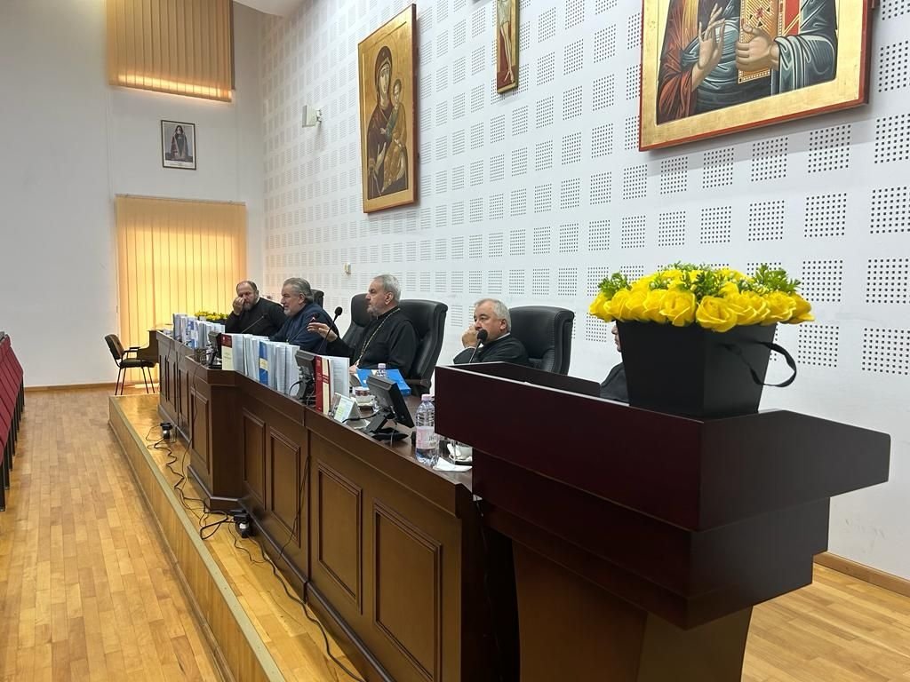 Noile manuale de Istorie bisericească universală au fost prezentate la Cluj-Napoca 272815