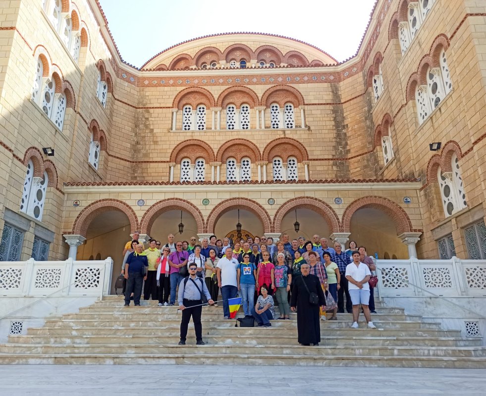 Pelerinaj pe meleagurile elene pentru credincioși din Prahova 273469