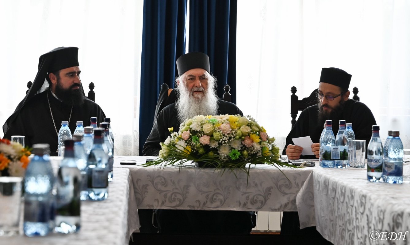 Sinaxă monahală în Episcopia Devei și Hunedoarei 272826