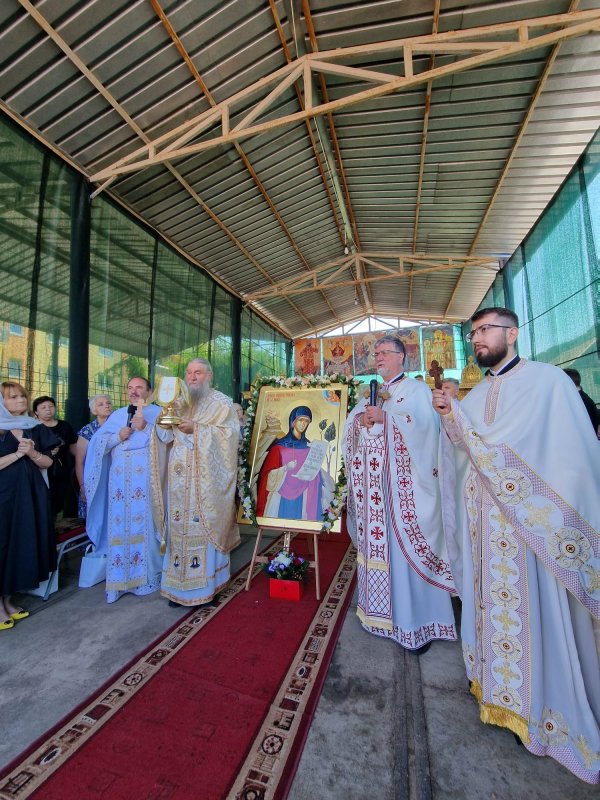 „Ne dorim să ridicăm o biserică mare și frumoasă” 272989