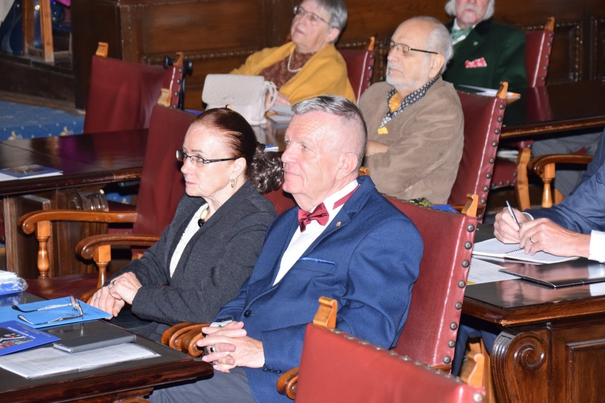 Simpozionul omagial „Acad. Marius Porumb - 80” la Academia Română 273079