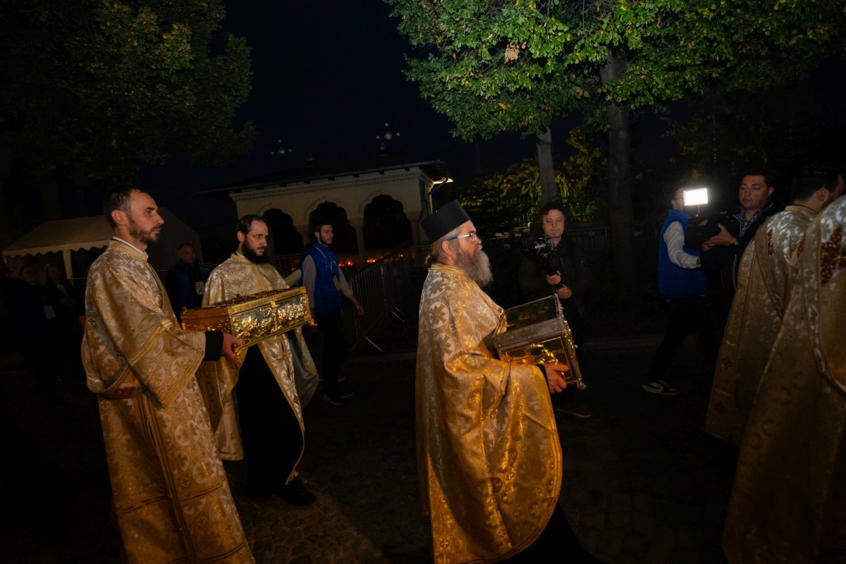 Debutul sărbătorii închinate Ocrotitorului cetății Bucureștilor 273157