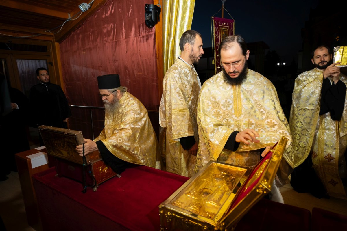 Debutul sărbătorii închinate Ocrotitorului cetății Bucureștilor 273162