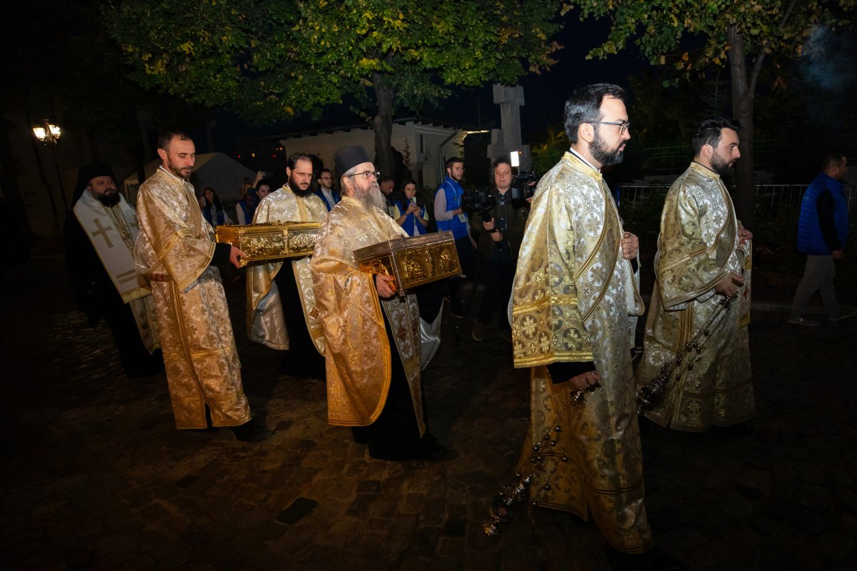 Debutul sărbătorii închinate Ocrotitorului cetății Bucureștilor 273188