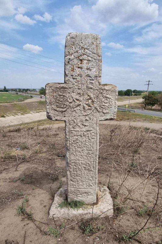 „Crucile din Bărăgan marchează drumurile, iar textele ne arată scopul ridicării lor” 272104