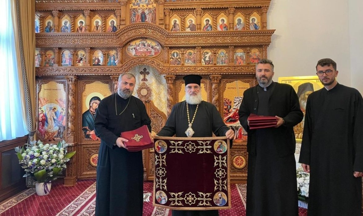 Daruri pentru preoții oneșteni din partea arhipăstorului lor 273330