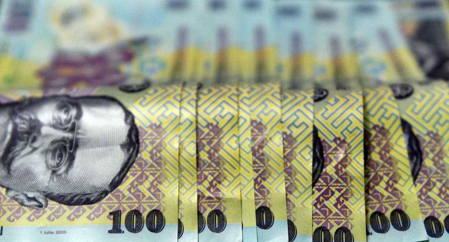 Au crescut depozitele în rândul populaţiei 273491