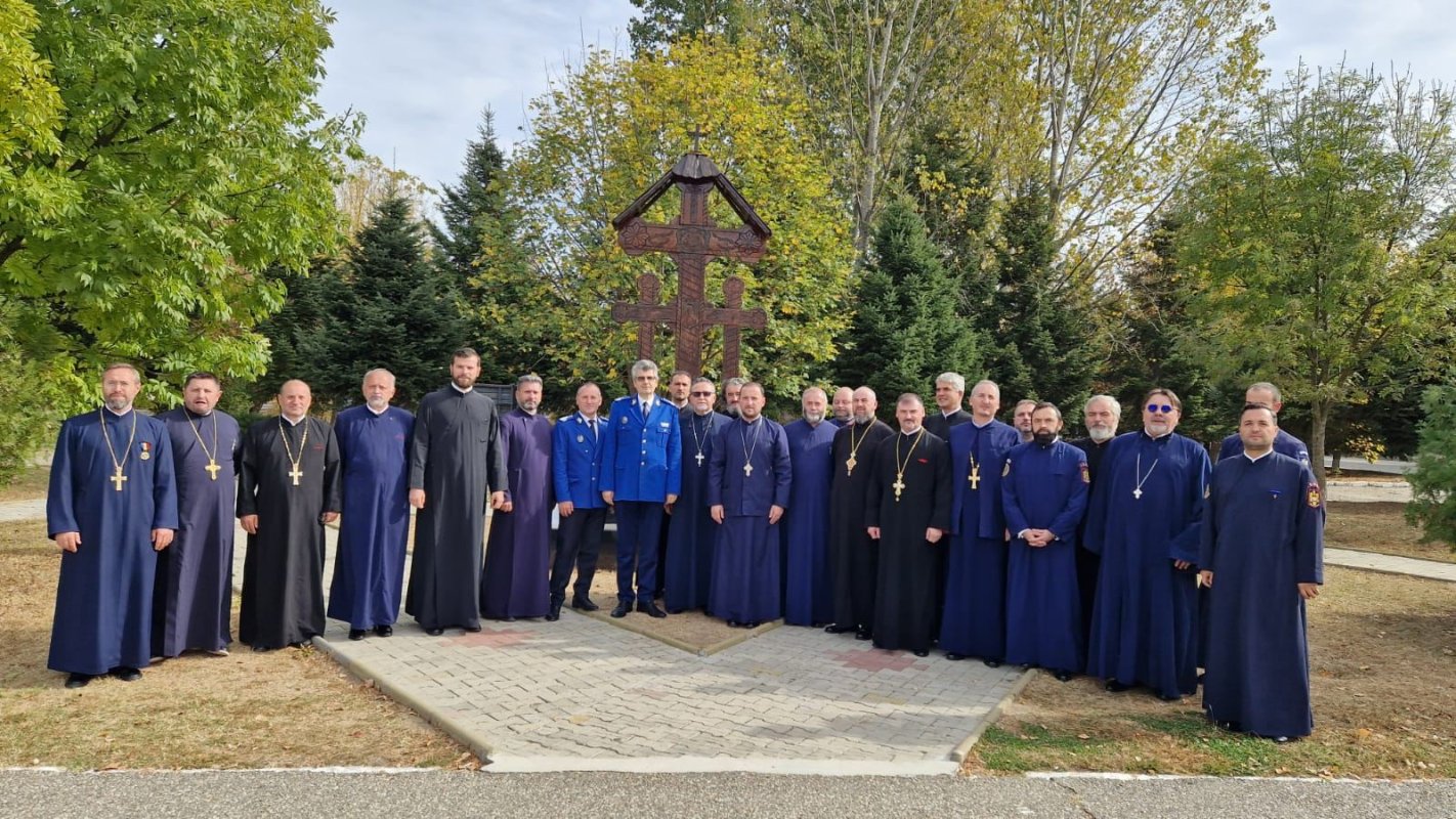 Întrunirea anuală a preoților militari din Ministerul Afacerilor Interne la Drăgășani 273562