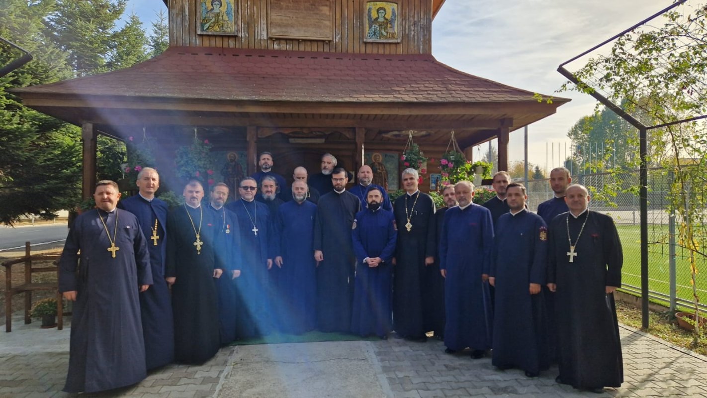 Întrunirea anuală a preoților militari din Ministerul Afacerilor Interne la Drăgășani 273570