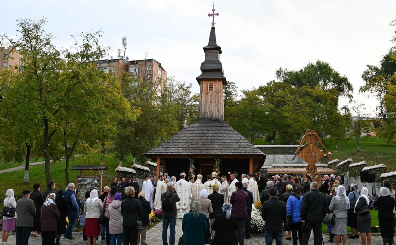 Biserica „Sfântul Ioan Botezătorul” din Hunedoara a fost târnosită 274098