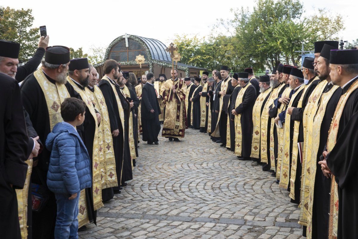 Laudă de seară adusă Ocrotitorului Bucureștilor 274245