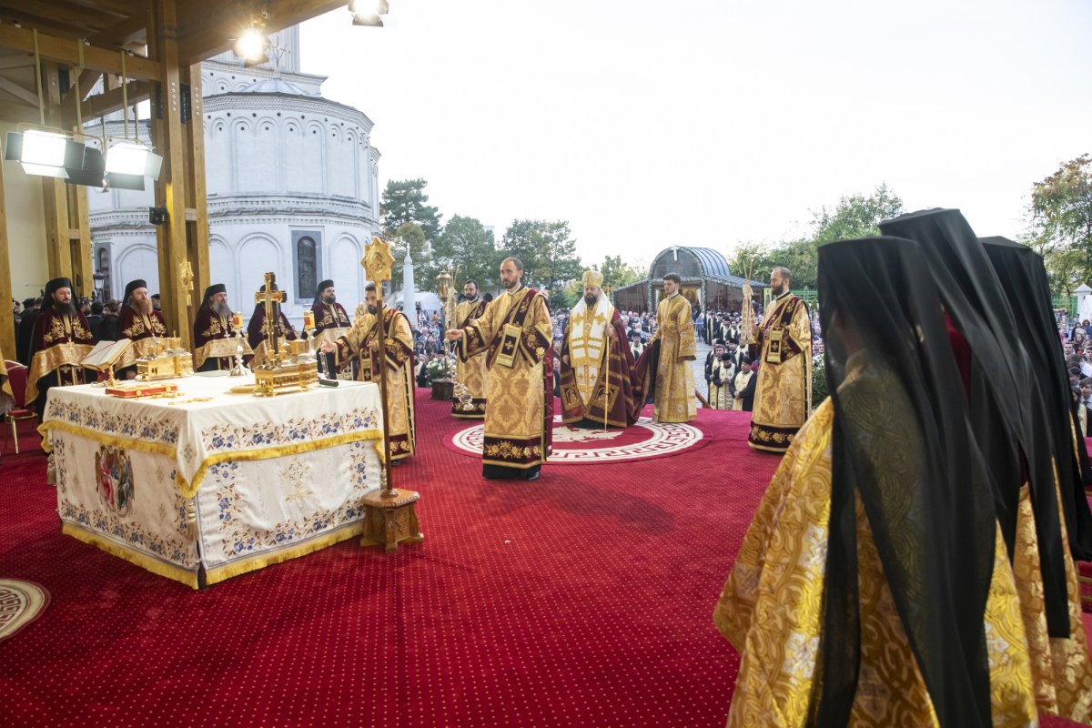 Laudă de seară adusă Ocrotitorului Bucureștilor 274298