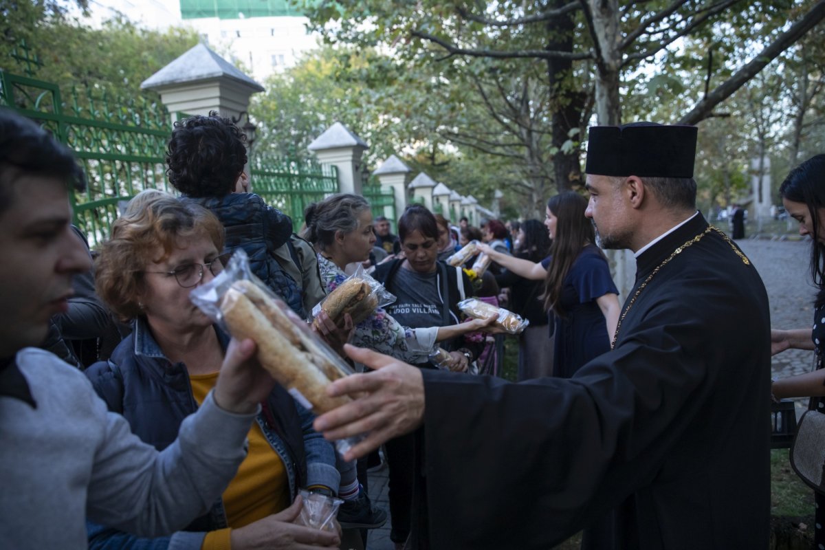 Laudă de seară adusă Ocrotitorului Bucureștilor 274302