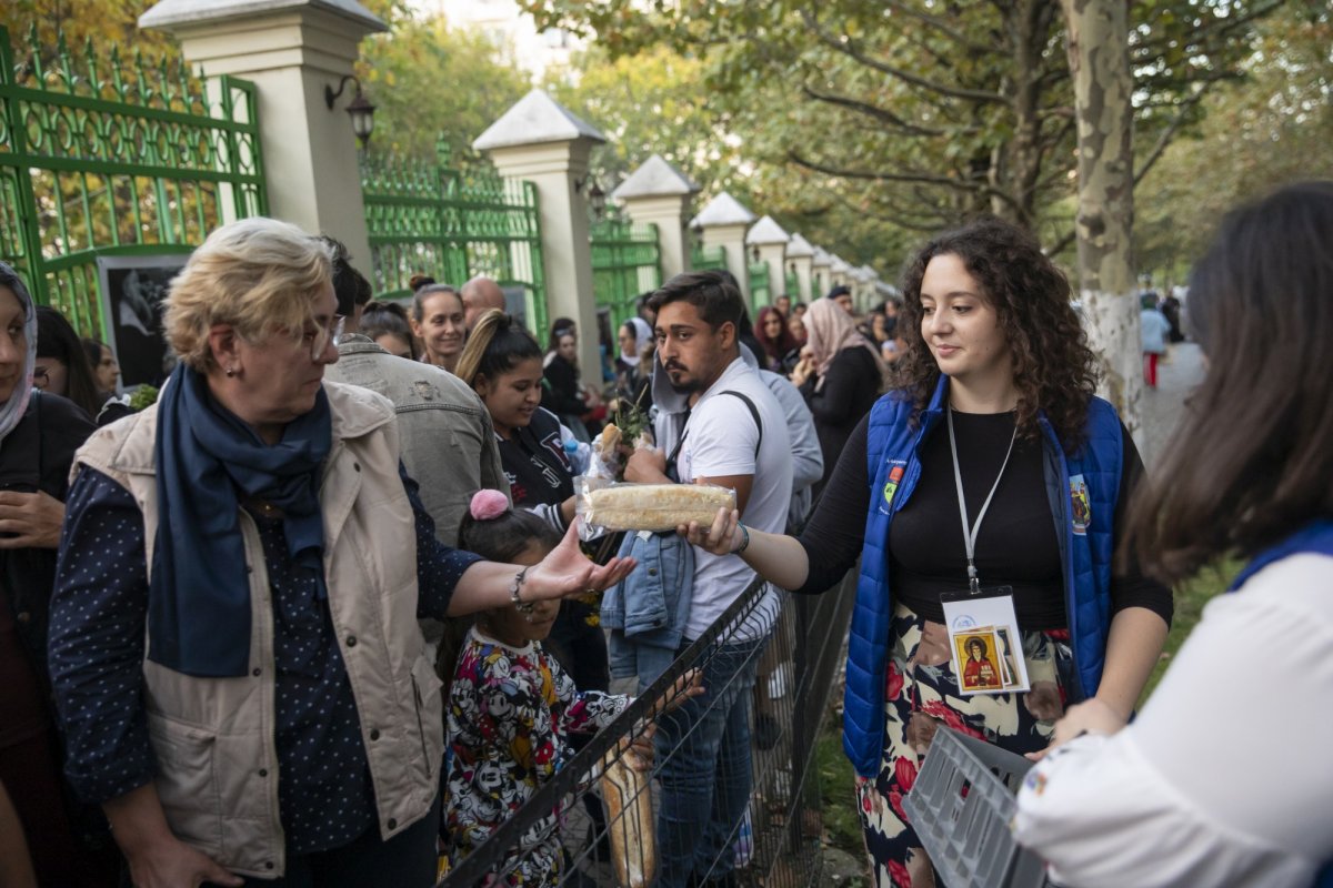 Laudă de seară adusă Ocrotitorului Bucureștilor 274305