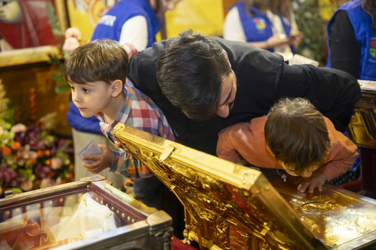 Laudă de seară adusă Ocrotitorului Bucureștilor 274317