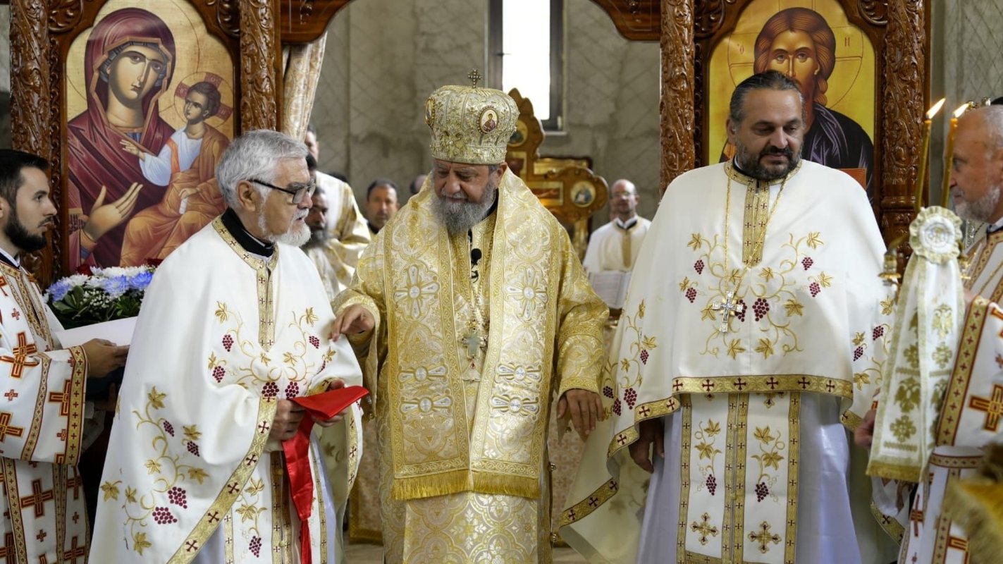 Biserica Parohiei Făgăraș-Gară a fost sfințită 274846