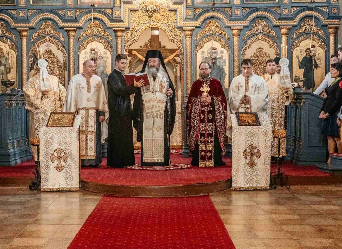 „Biserica în mijlocul copiilor” - frumusețea și importanța timpului petrecut de tineri în tinda Bisericii 275002