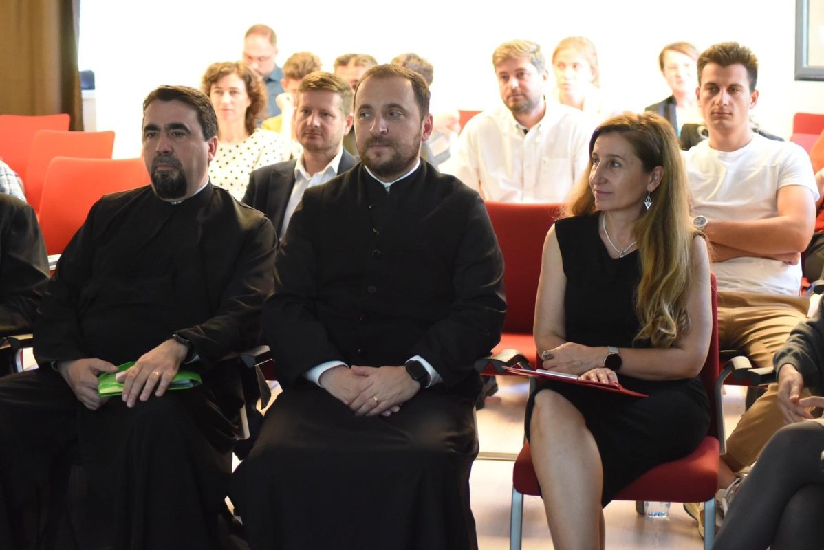 Prezentarea rezultatelor unui proiect privind combaterea dependenței digitale 275024