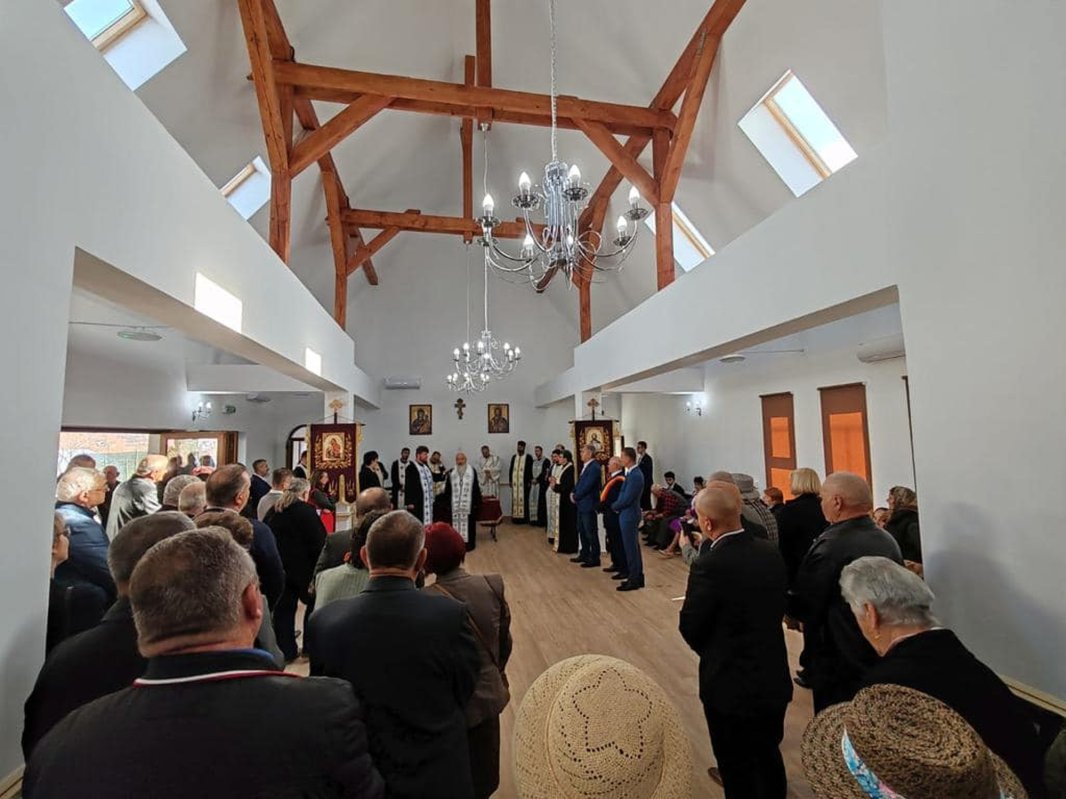 Sfințirea capelei mortuare din Șintereag 275056