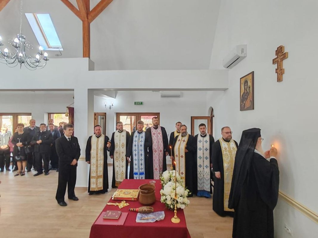 Sfințirea capelei mortuare din Șintereag 275057