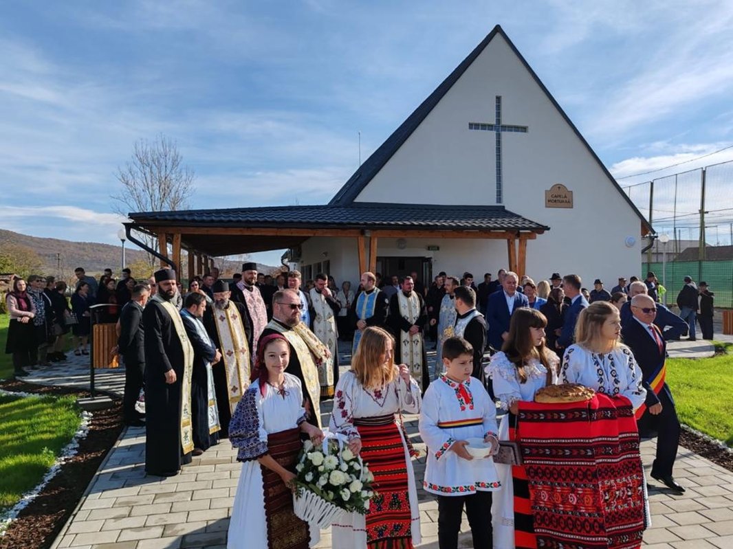 Sfințirea capelei mortuare din Șintereag 275058