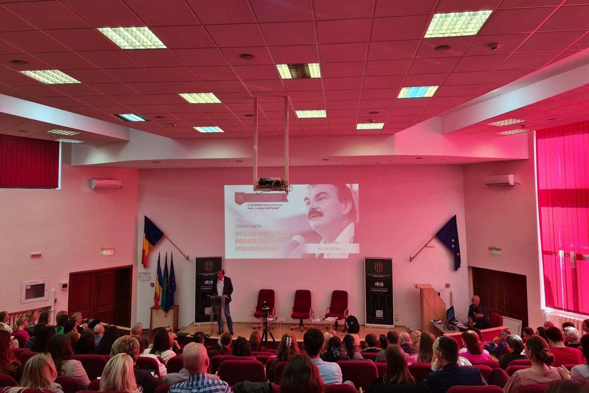 Conferinţă despre vulnerabilităţile universitarilor 275142