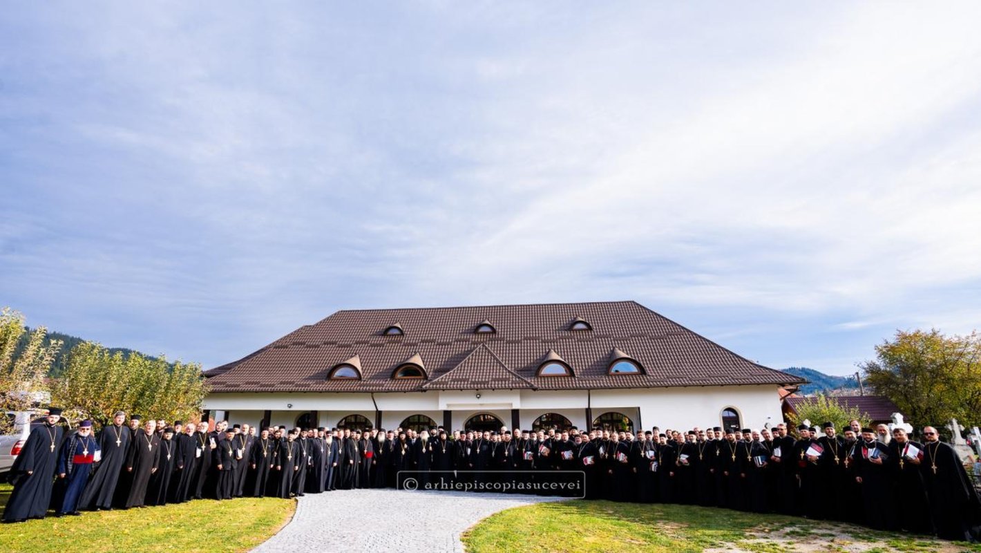 Întâlnire a preoților din Câmpulung Moldovenesc cu ierarhii lor 275171