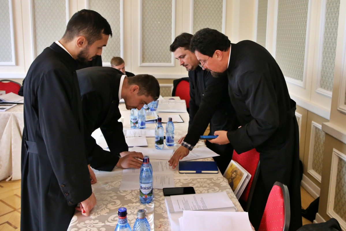 Consfătuire catehetică în Arhiepiscopia Iașilor 275404